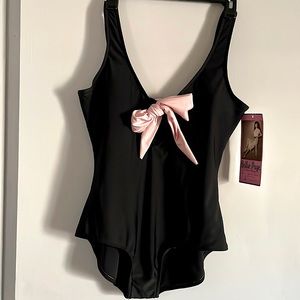 Bettie Page Black with Pink Swatch bow swimsuit Size 16